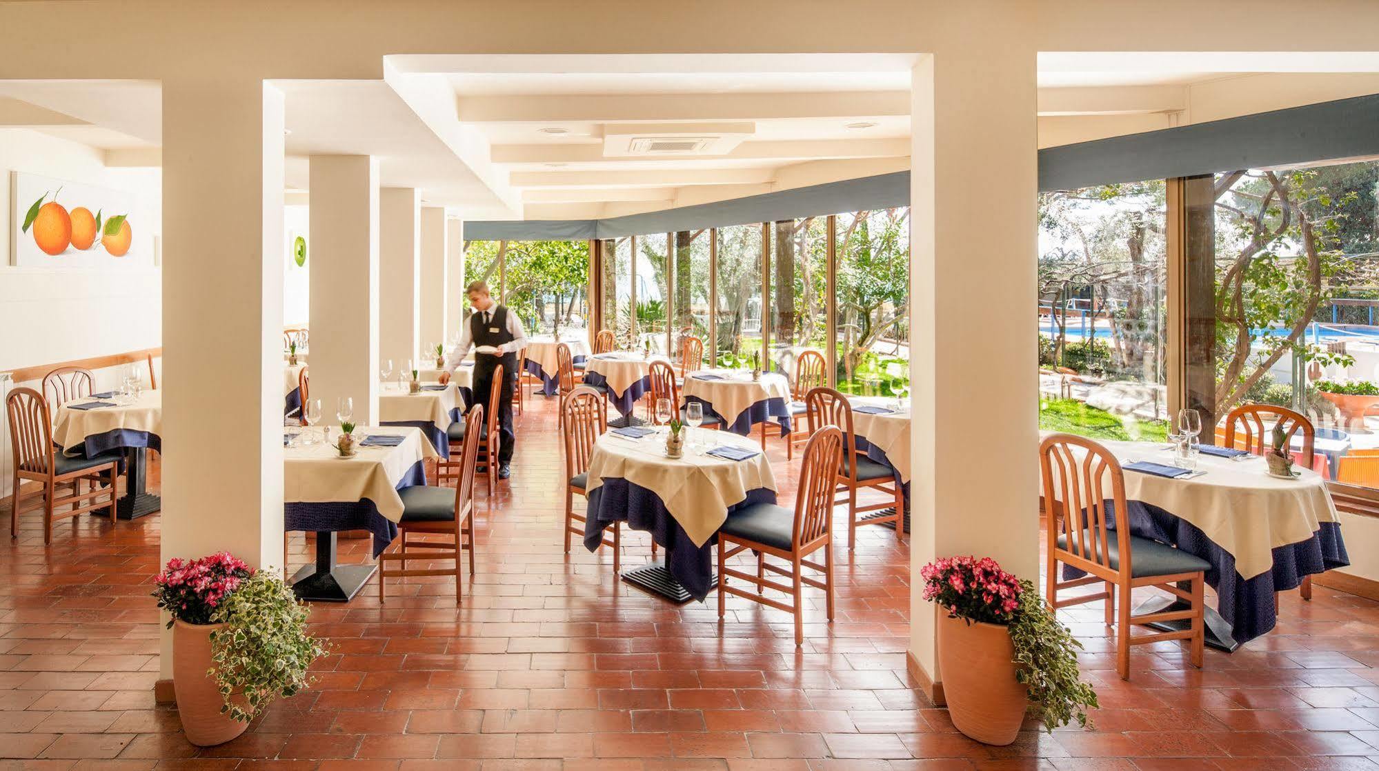 Hotel Eden Park Diano Marina Exterior foto